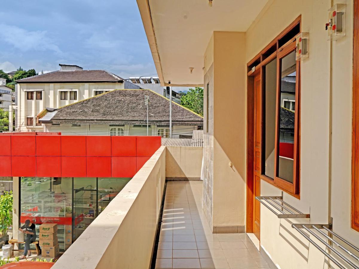 Oyo 1699 Verona Residence Bandung Exterior photo